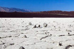 Dry lake bed at Fossil Falls